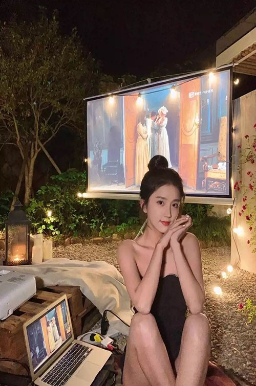 比佛利留学外围